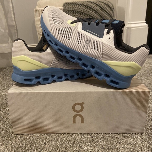 On Running Shoes New Mens On Cloud Cloudstratus Frost Niagara